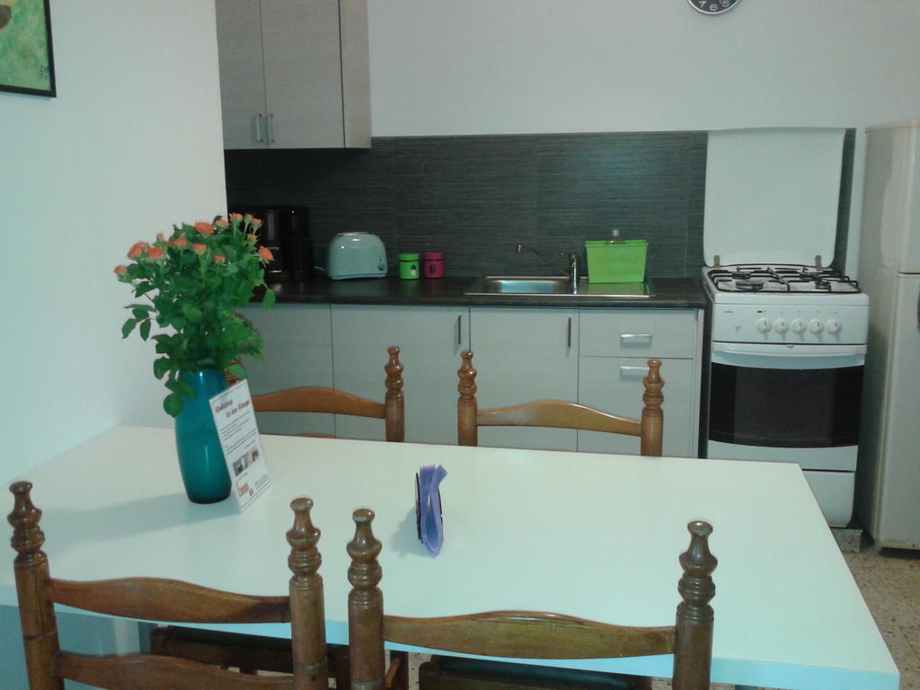 Elenapa Holiday Apartments Ayia Napa Ruang foto